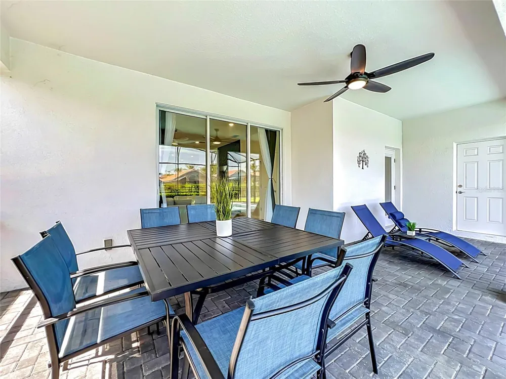 4033 LANA AVENUE Davenport, FL 33897