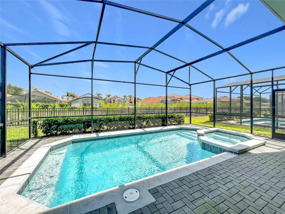 4033 LANA AVENUE Davenport, FL 33897