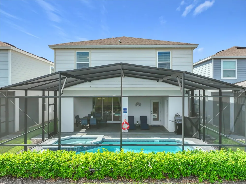 4033 LANA AVENUE Davenport, FL 33897