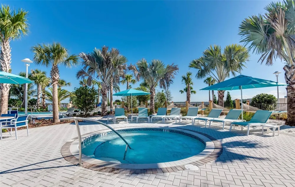 4033 LANA AVENUE Davenport, FL 33897