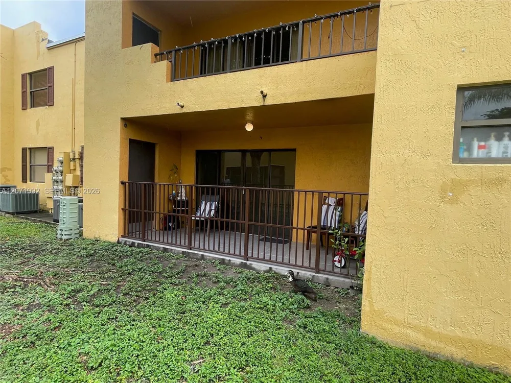 636 NW 114th Ave #102 Sweetwater, FL 33172
