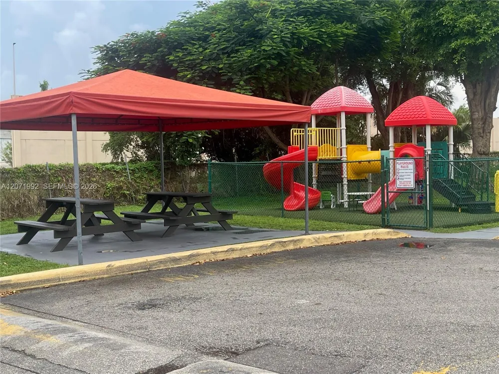636 NW 114th Ave #102 Sweetwater, FL 33172