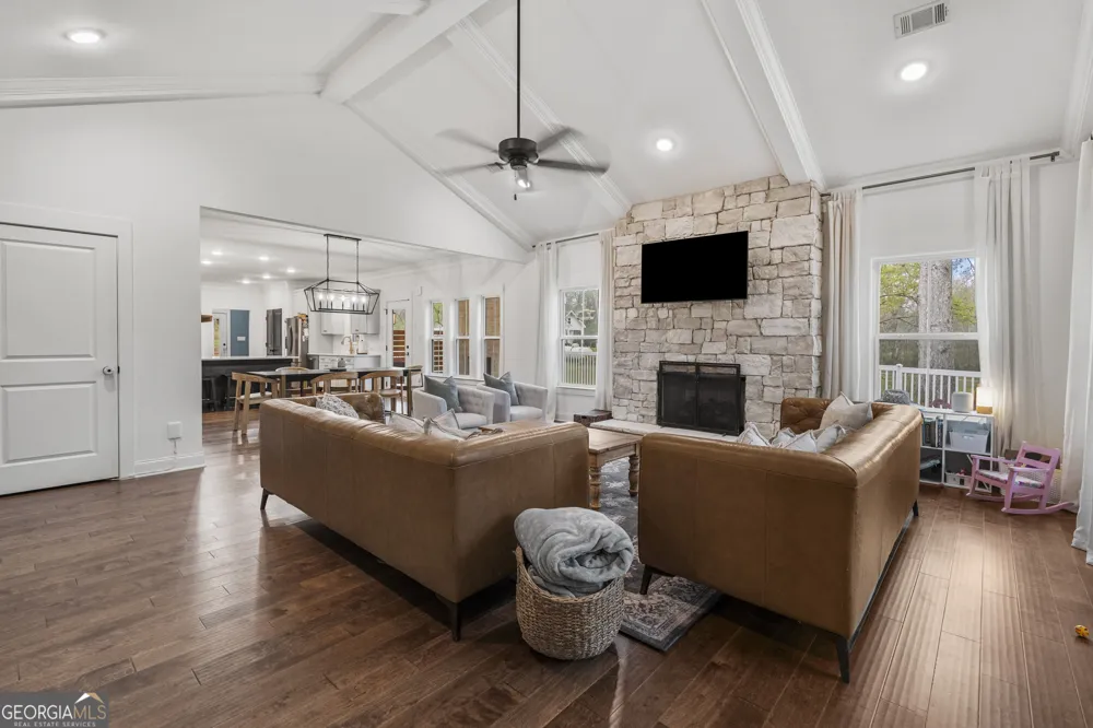 314 Davis Lake RD Pine Mountain, GA 31822