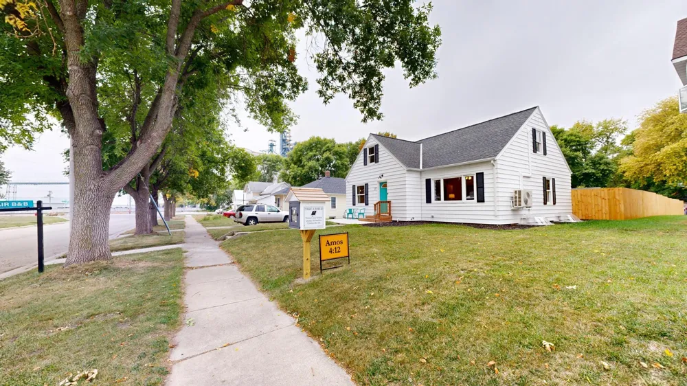 27 Division Street Clara City, MN 56222