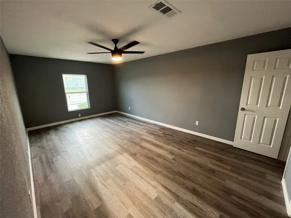122 S 10th Street Sanger, TX 76266