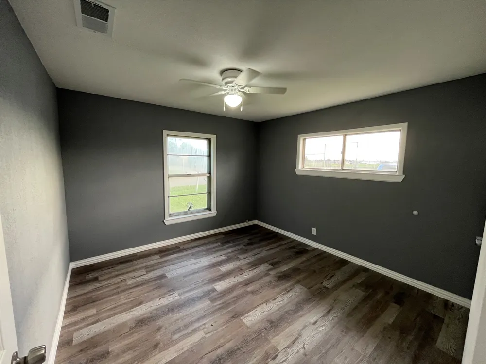 122 S 10th Street Sanger, TX 76266