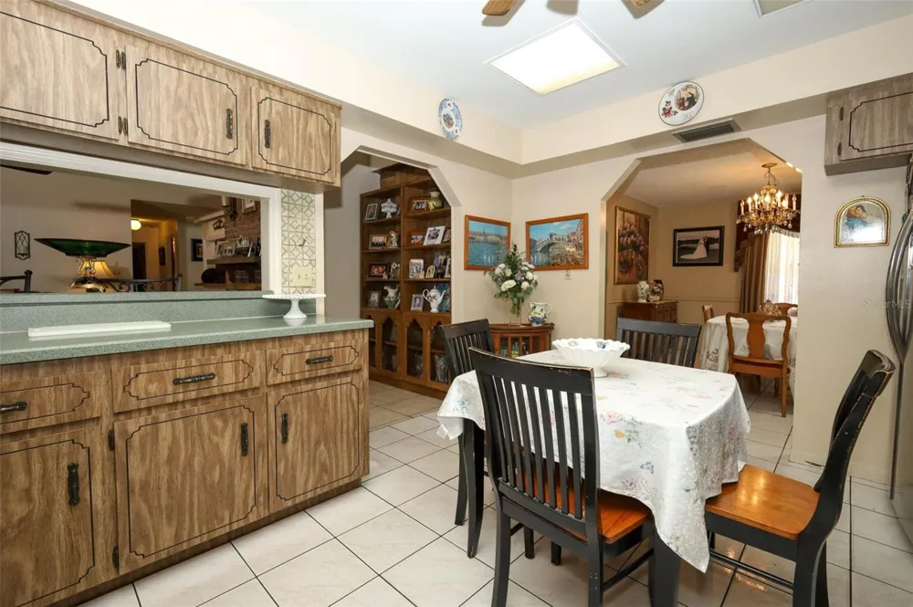 5520 ROCKWOOD AVENUE Orlando, FL 32839