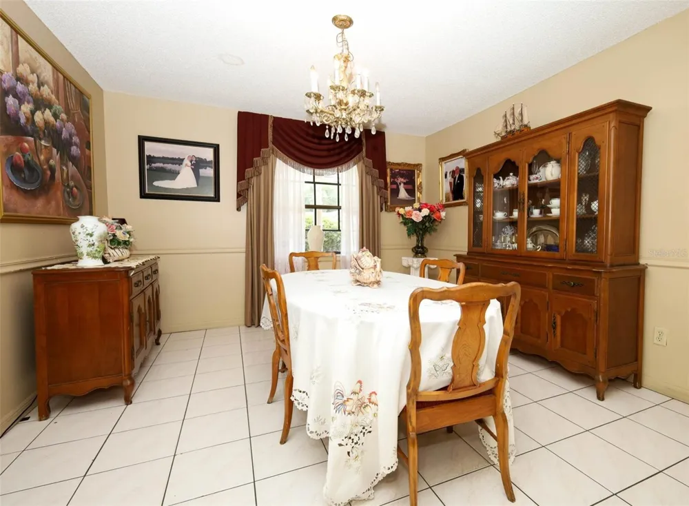 5520 ROCKWOOD AVENUE Orlando, FL 32839