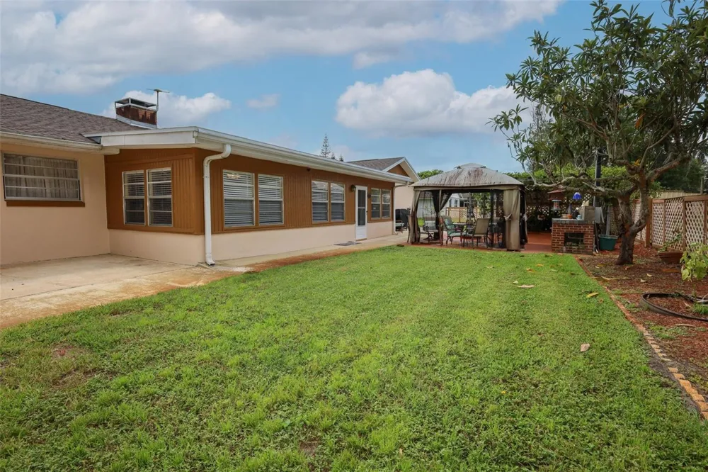 5520 ROCKWOOD AVENUE Orlando, FL 32839