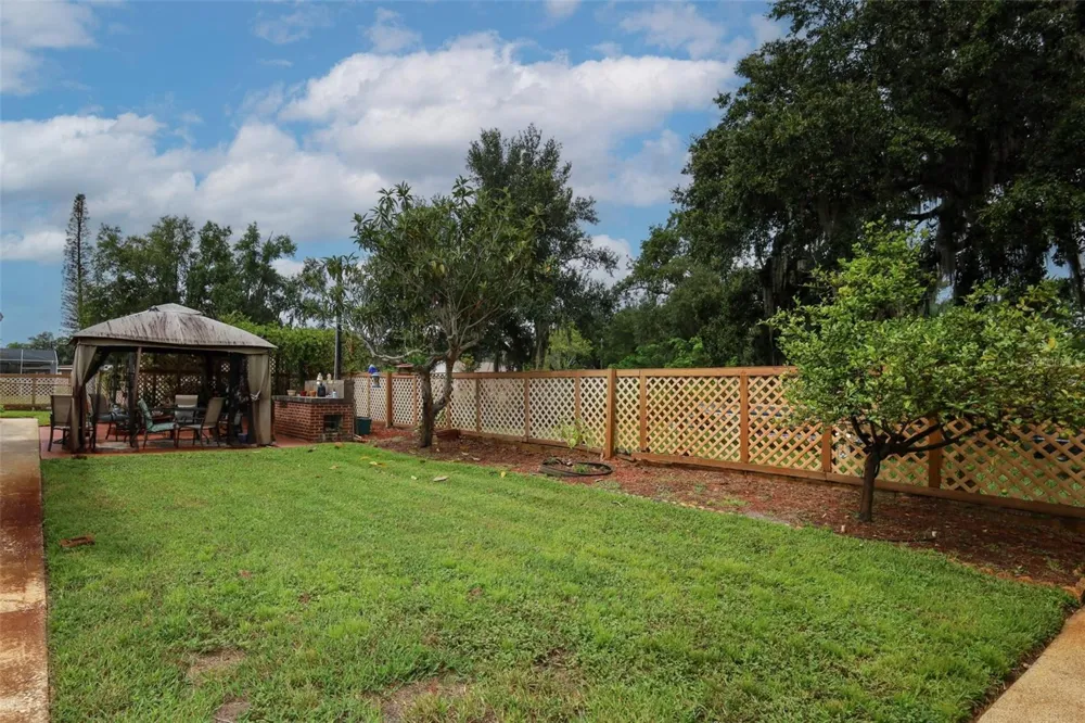 5520 ROCKWOOD AVENUE Orlando, FL 32839