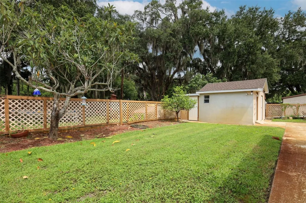 5520 ROCKWOOD AVENUE Orlando, FL 32839