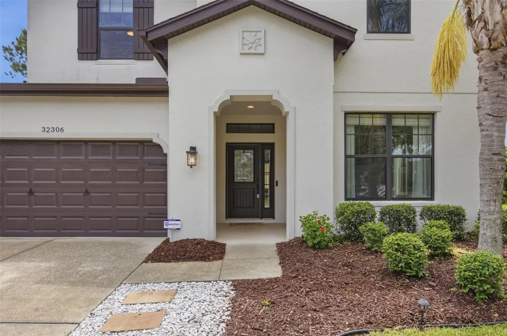 32306 GARDEN ALCOVE LOOP Wesley Chapel, FL 33545
