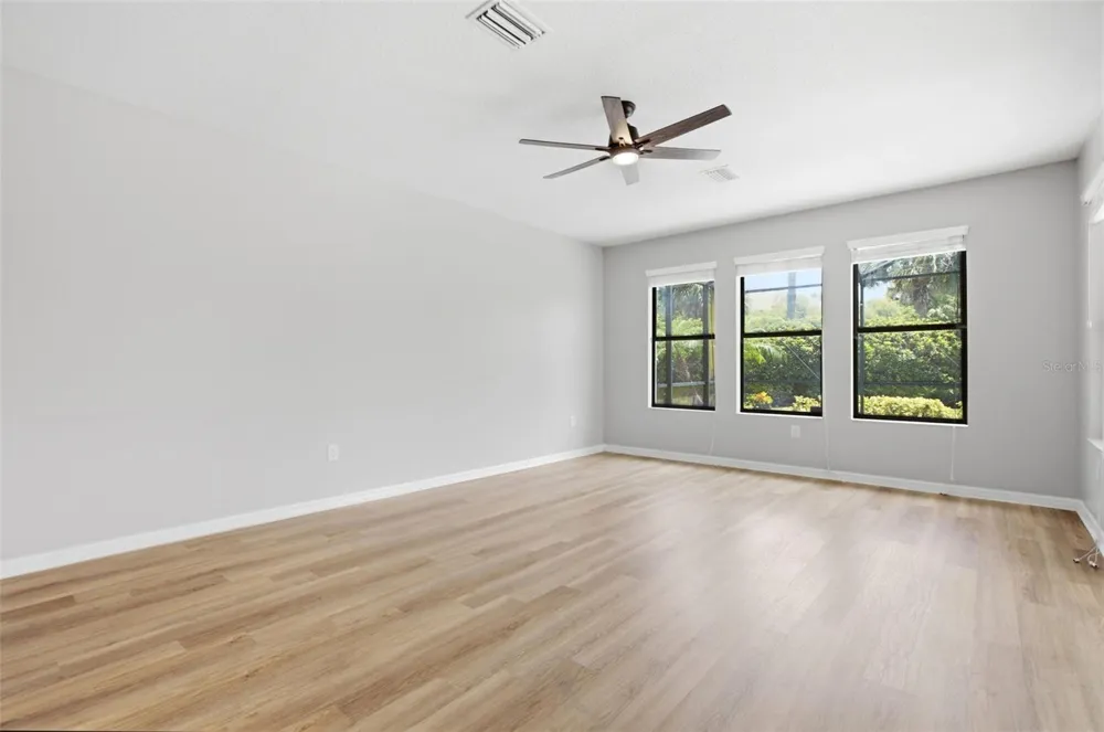 32306 GARDEN ALCOVE LOOP Wesley Chapel, FL 33545