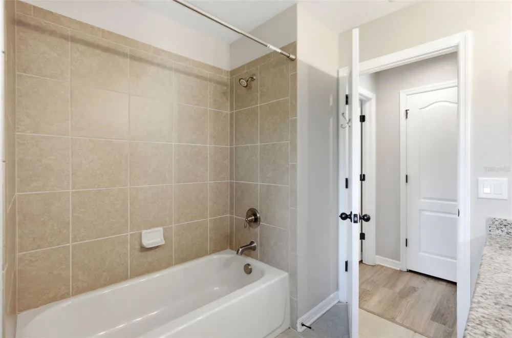 32306 GARDEN ALCOVE LOOP Wesley Chapel, FL 33545