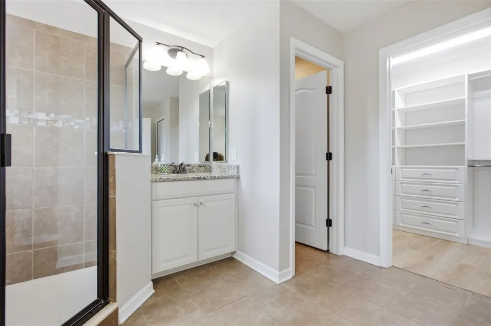 32306 GARDEN ALCOVE LOOP Wesley Chapel, FL 33545