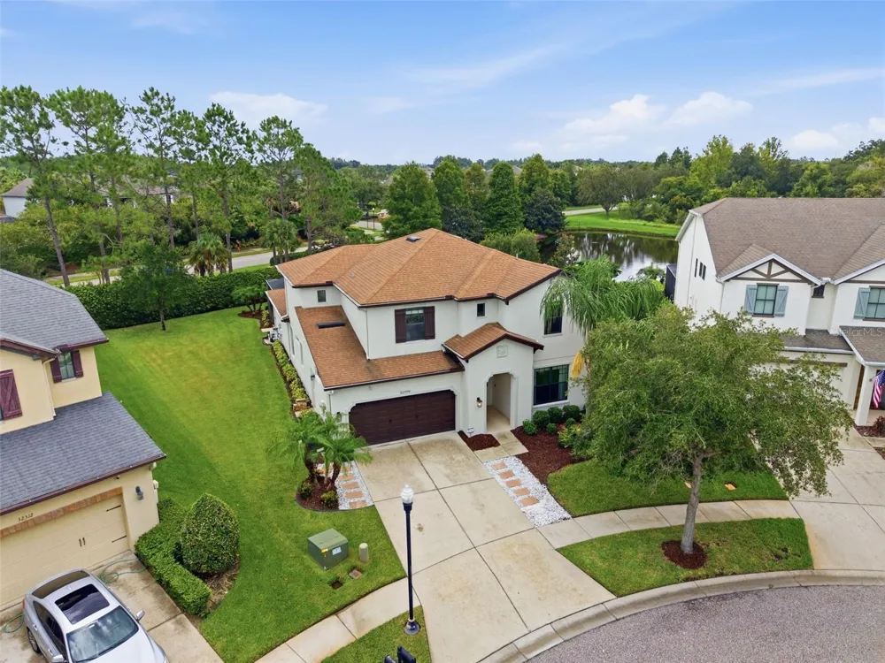 32306 GARDEN ALCOVE LOOP Wesley Chapel, FL 33545