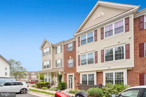 8315 SANDERLING WAY #22