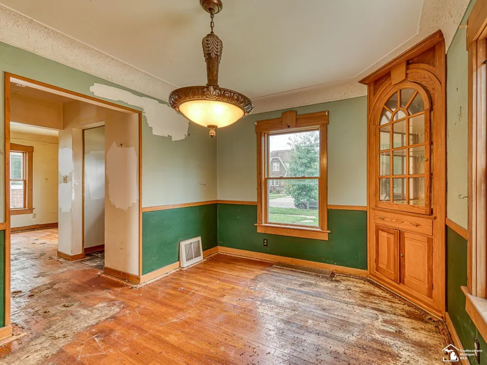 444 Borgess Avenue Monroe City, MI 48162