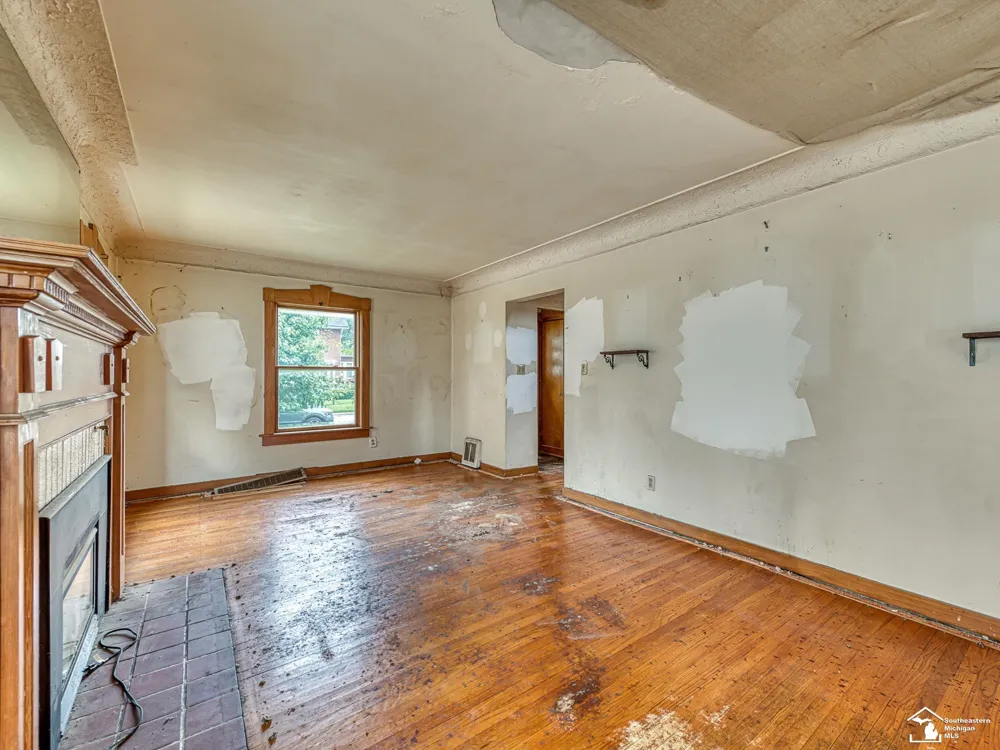 444 Borgess Avenue Monroe City, MI 48162