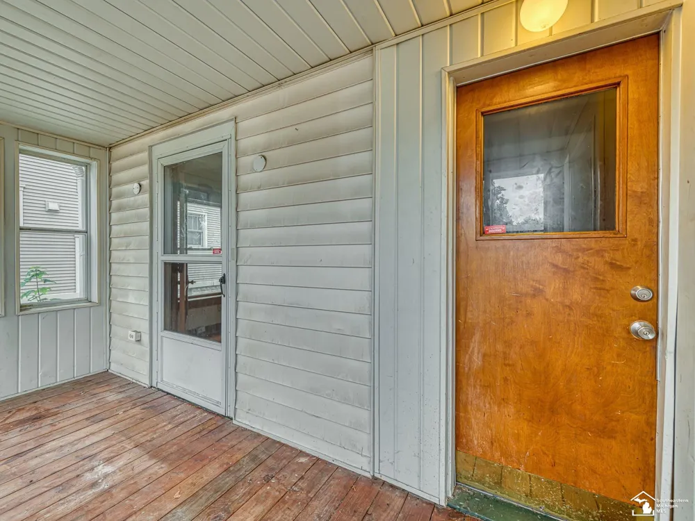444 Borgess Avenue Monroe City, MI 48162