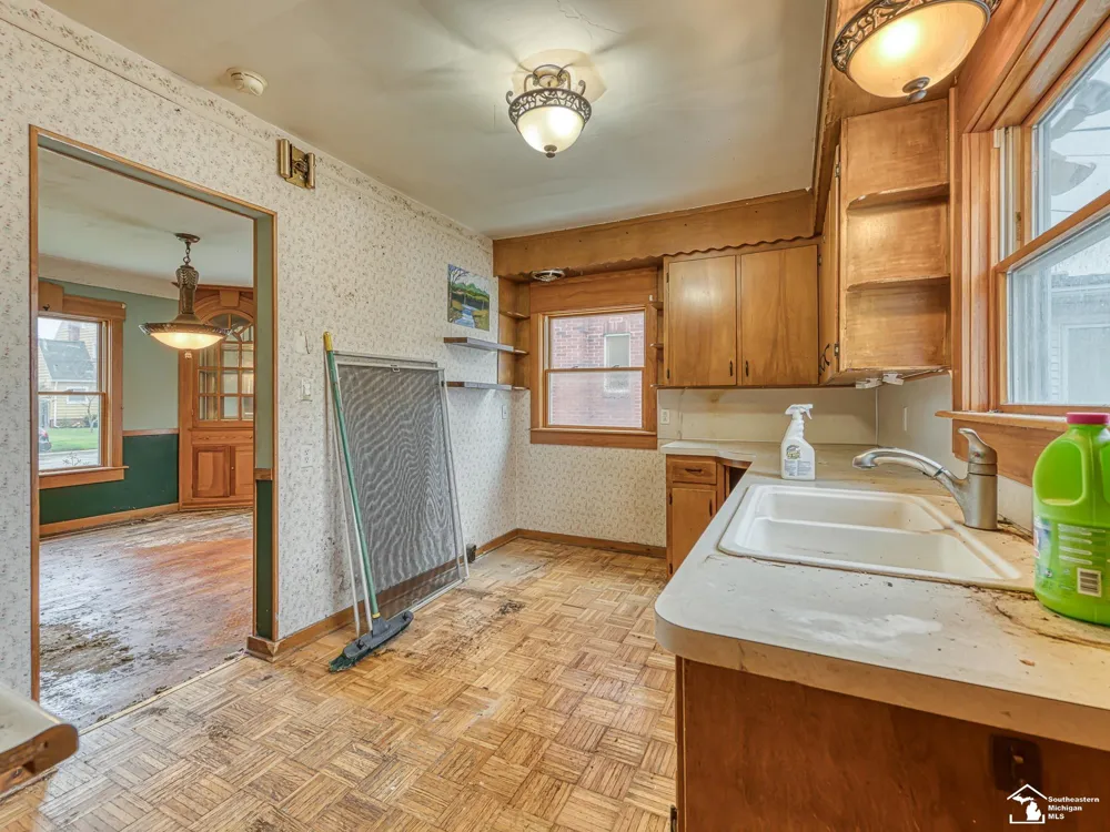 444 Borgess Avenue Monroe City, MI 48162