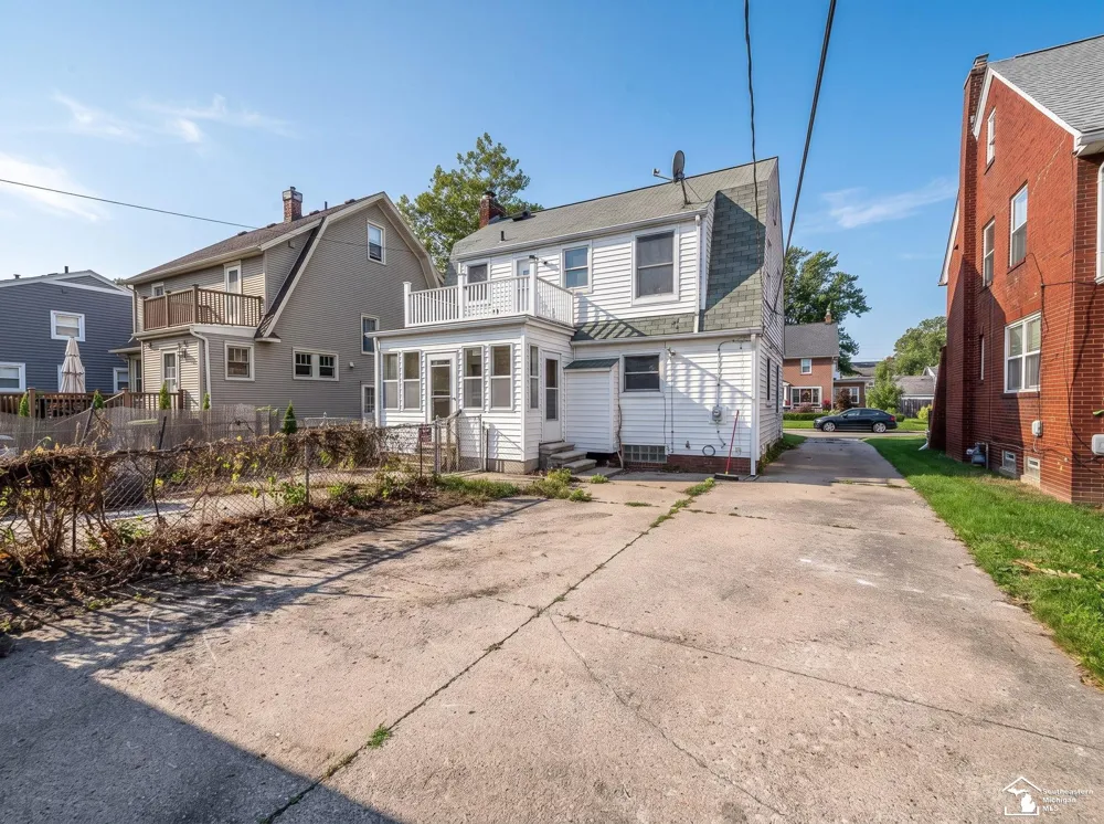 444 Borgess Avenue Monroe City, MI 48162