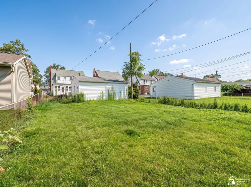 444 Borgess Avenue Monroe City, MI 48162