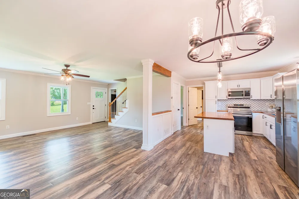 506 Bill Watkins RD Hoschton, GA 30548