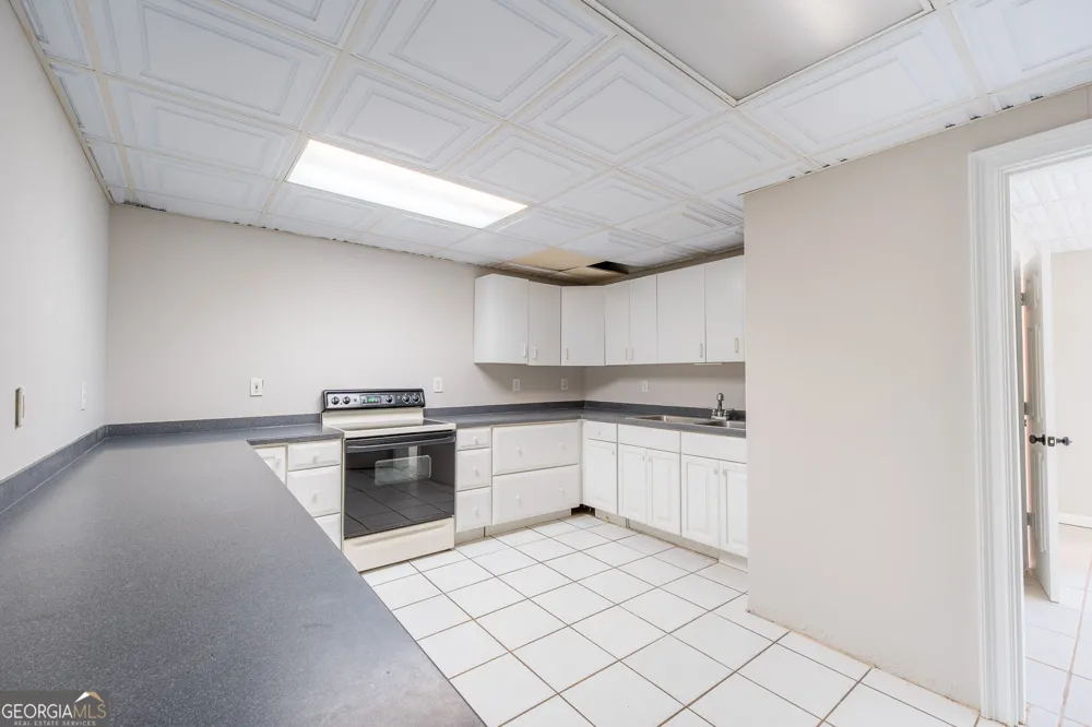 506 Bill Watkins RD Hoschton, GA 30548