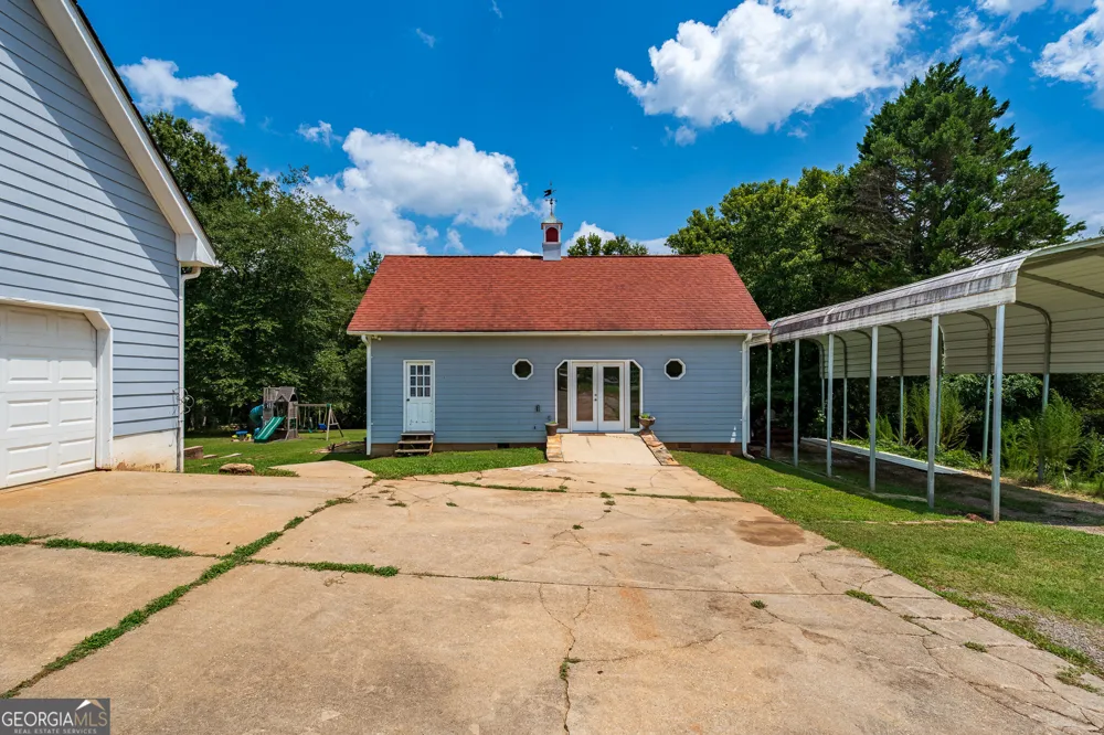 506 Bill Watkins RD Hoschton, GA 30548