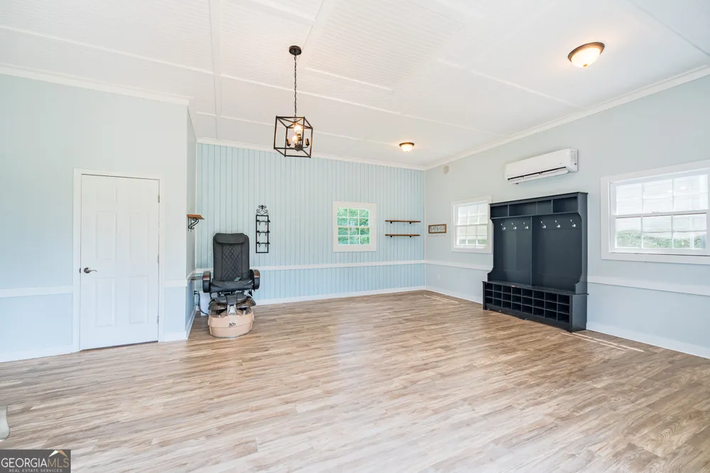 506 Bill Watkins RD Hoschton, GA 30548