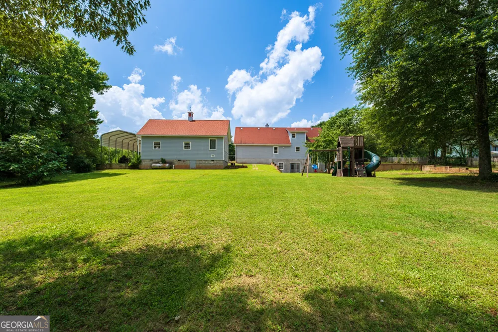 506 Bill Watkins RD Hoschton, GA 30548