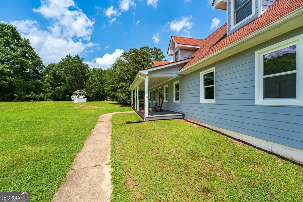 506 Bill Watkins RD Hoschton, GA 30548