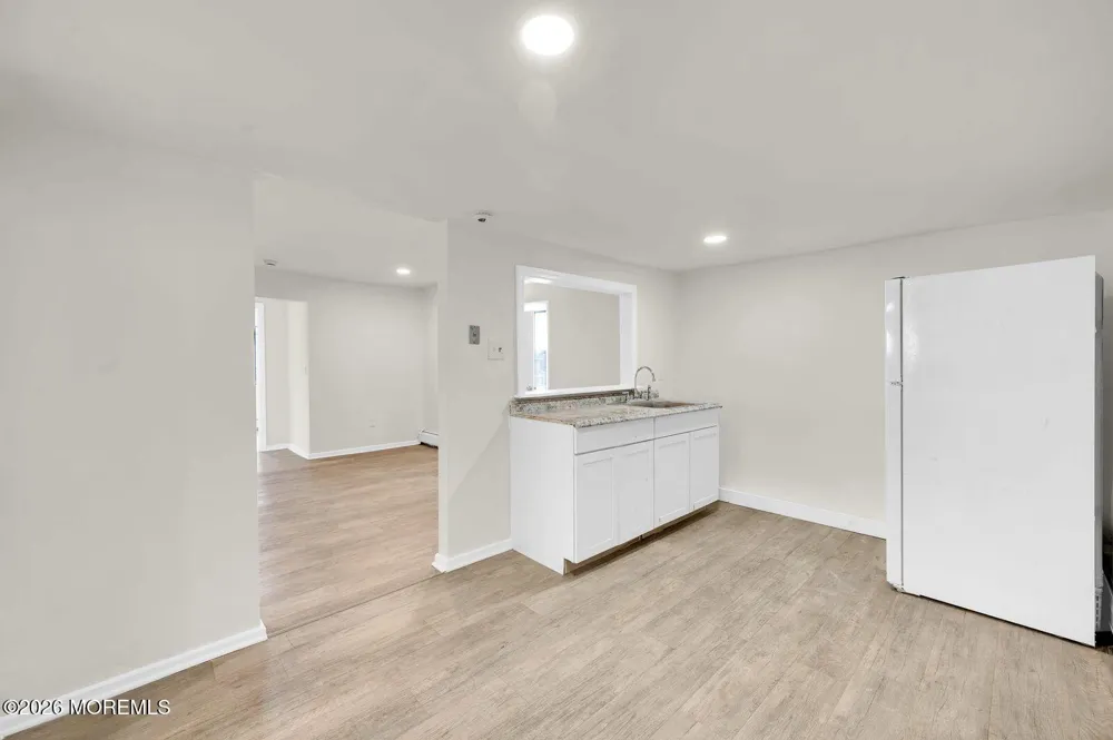 37 Circuit Street Keansburg, NJ 07734