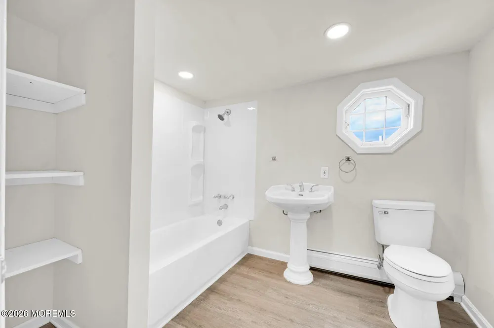 37 Circuit Street Keansburg, NJ 07734