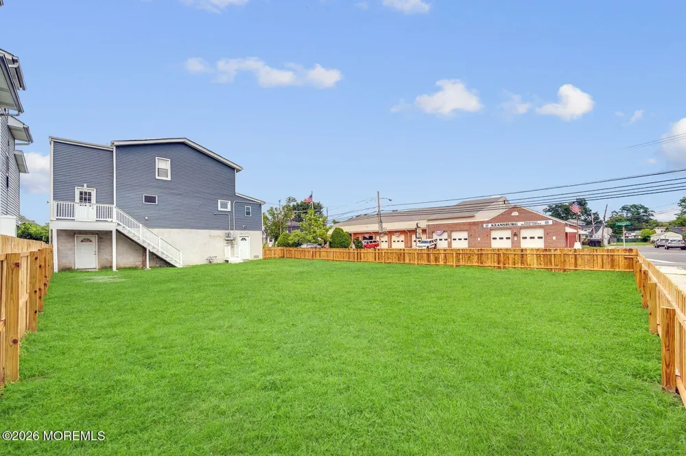 37 Circuit Street Keansburg, NJ 07734