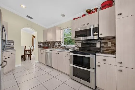5111 MARLA DRIVE Boynton Beach, FL 33436
