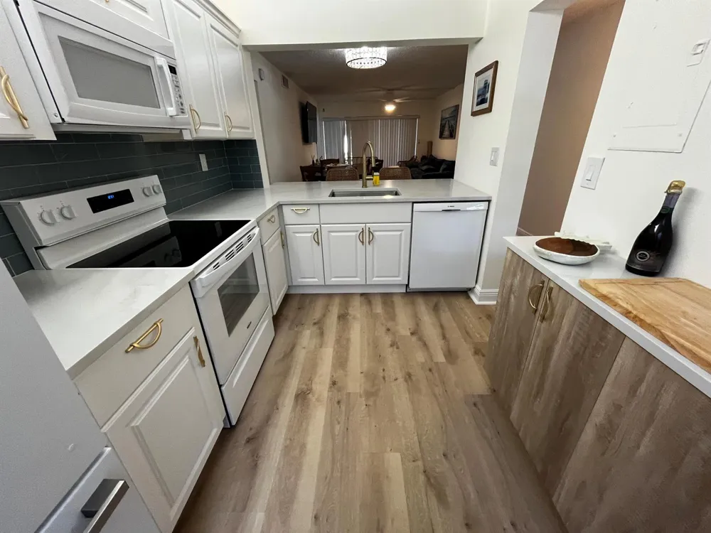 12830 Briarlake Drive #103 Palm Beach Gardens, FL 33418