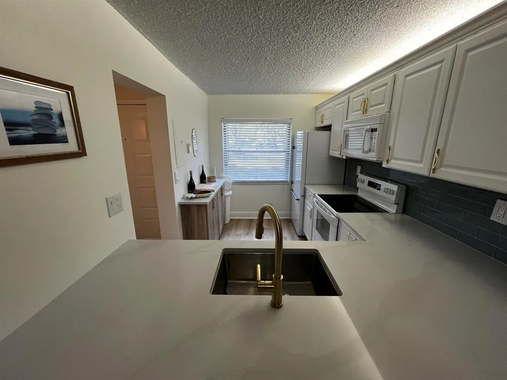 12830 Briarlake Drive #103 Palm Beach Gardens, FL 33418
