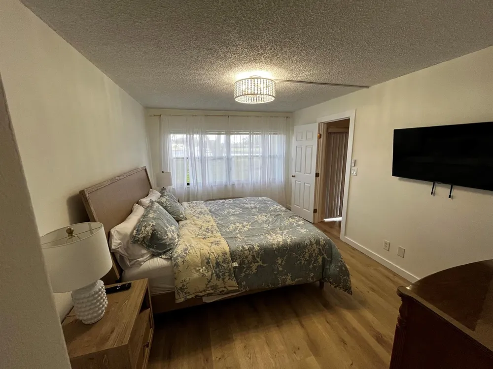 12830 Briarlake Drive #103 Palm Beach Gardens, FL 33418