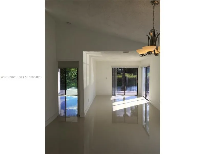 Address Not Shown Sunrise, FL 33351