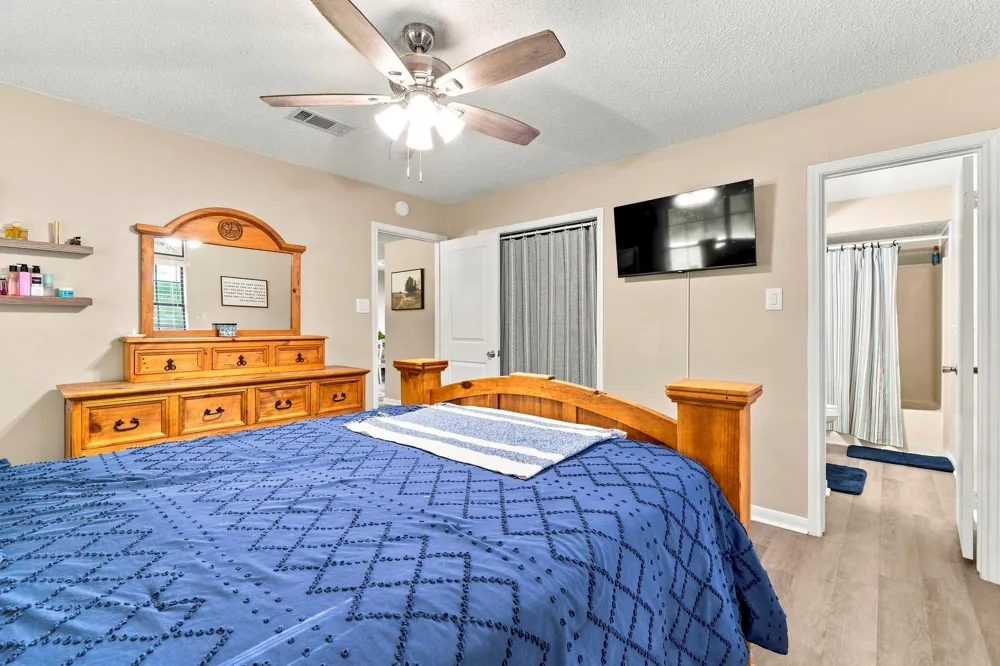215 Lazy Oak Drive Livingston, TX 77351