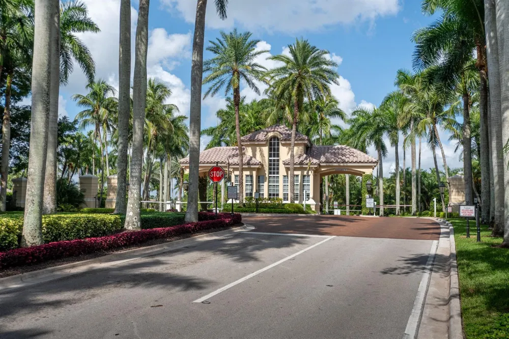 700 Cardinal Street Plantation, FL 33324