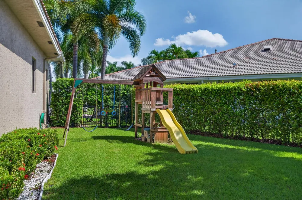 700 Cardinal Street Plantation, FL 33324