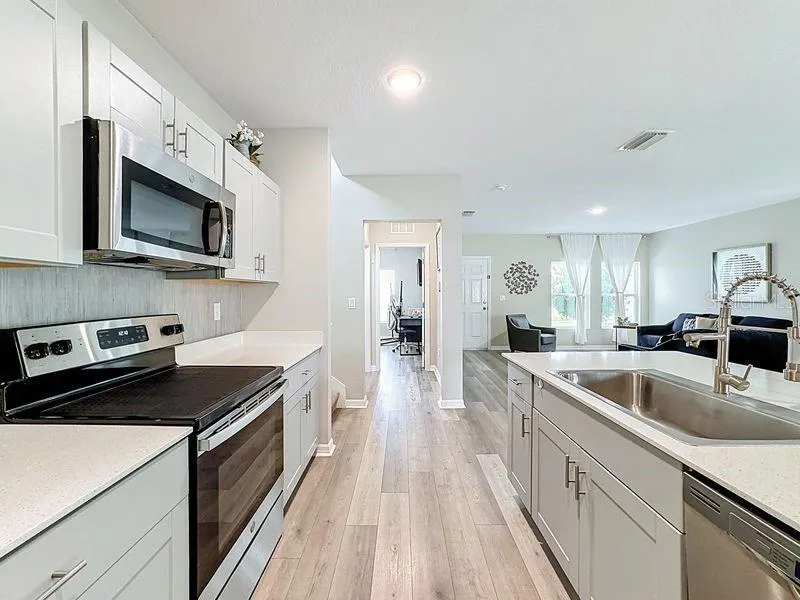 13005 UPWARD PLACE Riverview, FL 33579