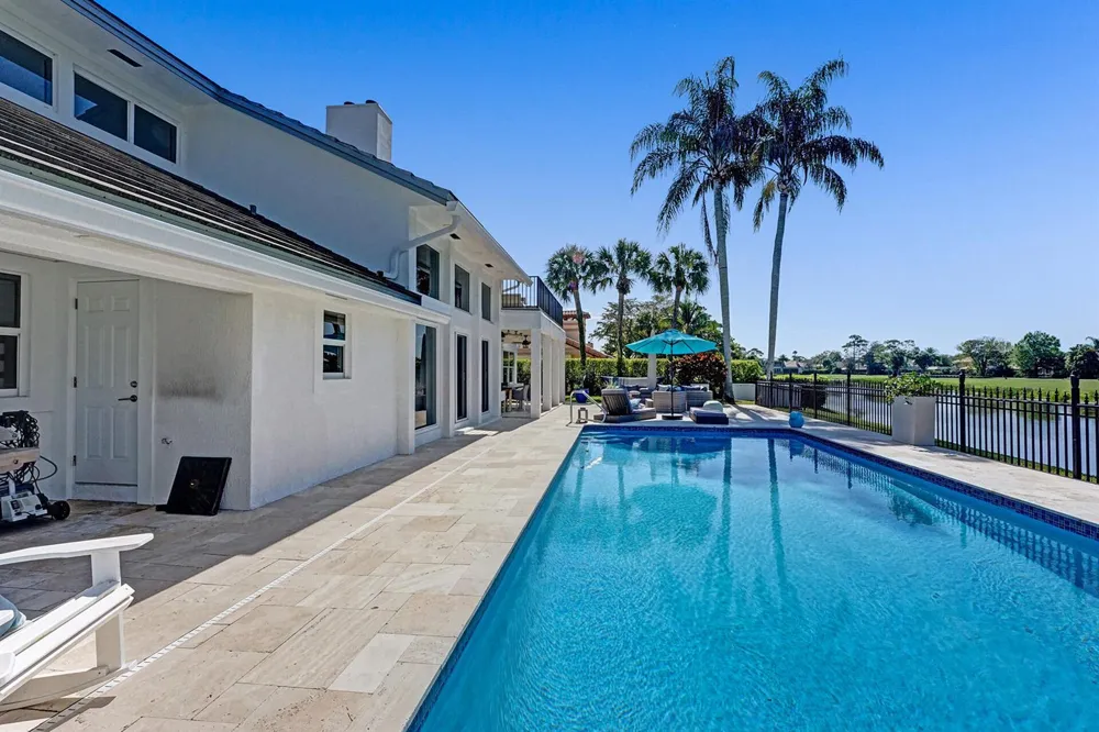 21 Marlwood Lane Palm Beach Gardens, FL 33418