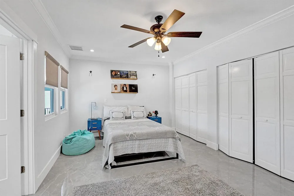 21 Marlwood Lane Palm Beach Gardens, FL 33418