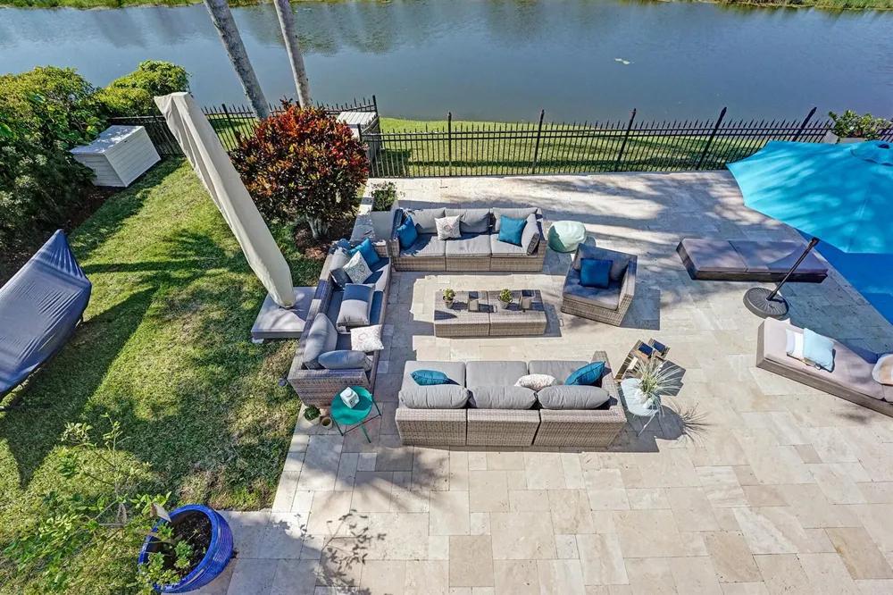 21 Marlwood Lane Palm Beach Gardens, FL 33418