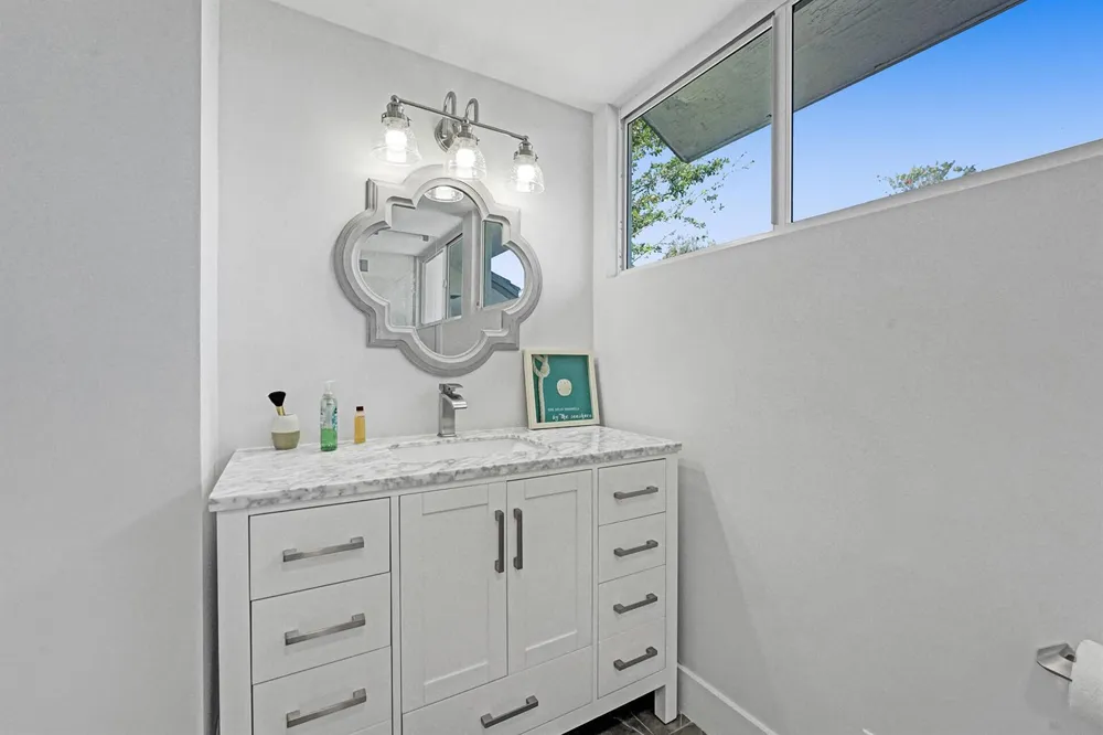 21 Marlwood Lane Palm Beach Gardens, FL 33418
