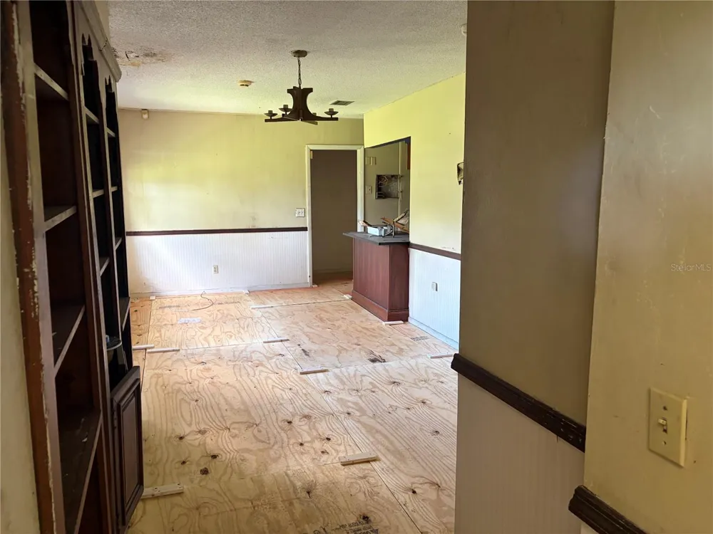 2100 NW 21ST STREET ocala, FL 34475